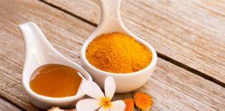 Χρυσό μέλι, κουρκουμάς με μέλι! Οι απίστευτες ιδιότητες του TURMERIC WITH HONEY